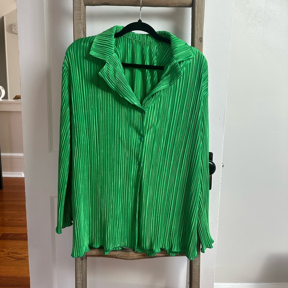 Green flowy set